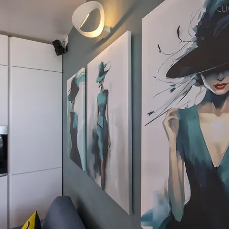 Amare Penthouse With Hot Tub Facing The Sea 알게로