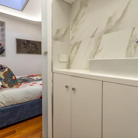 Amare Penthouse With Hot Tub Facing The Sea *