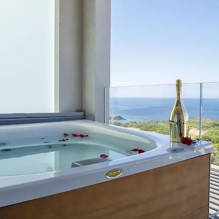 Amare Penthouse With Hot Tub Facing The Sea 알게로